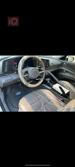 هیوندای ئەلەنترا